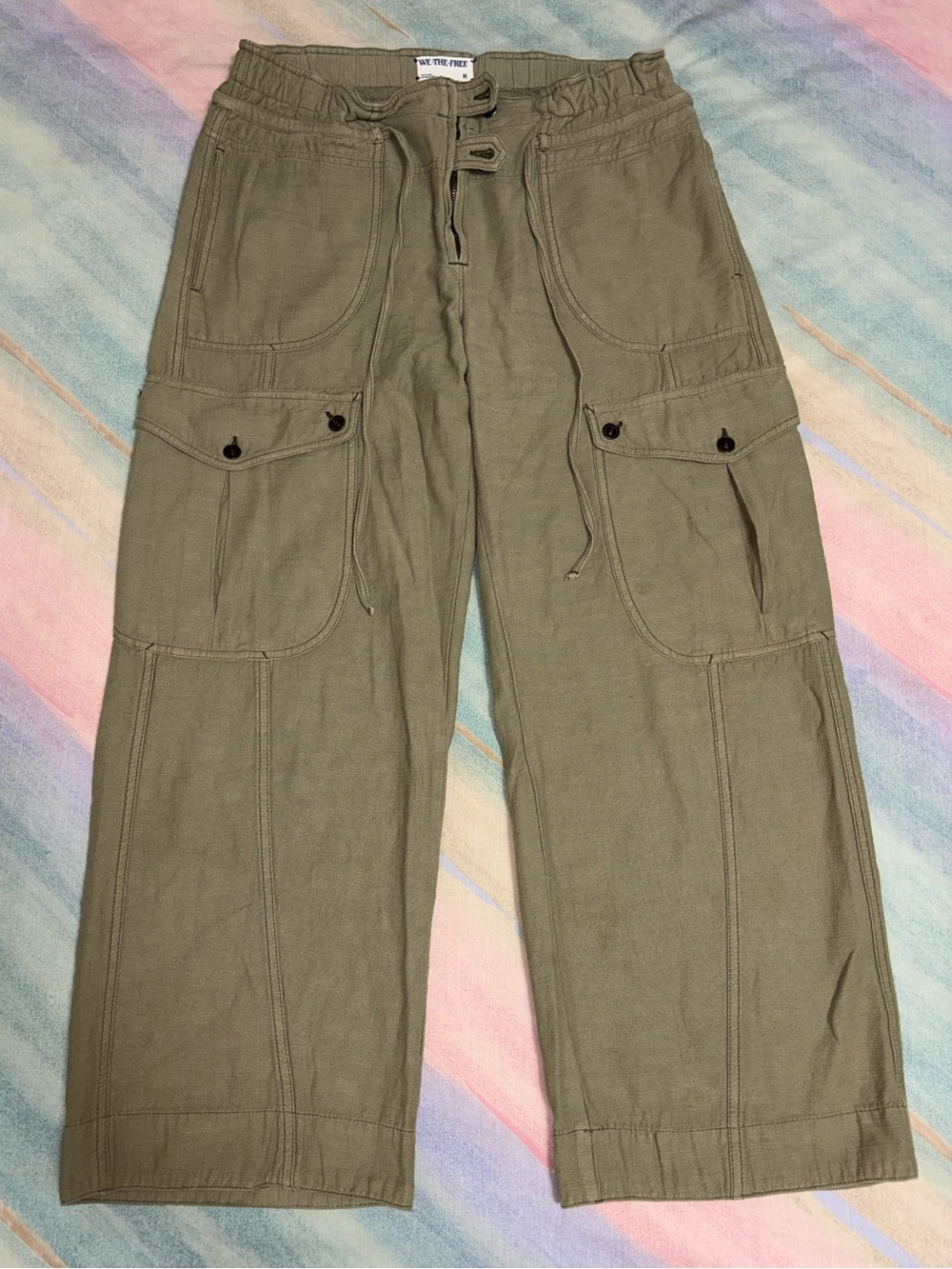 We The Free Park Ave Pull-On Cargo pants size M in color Adventurer - Picture 3 of 9
